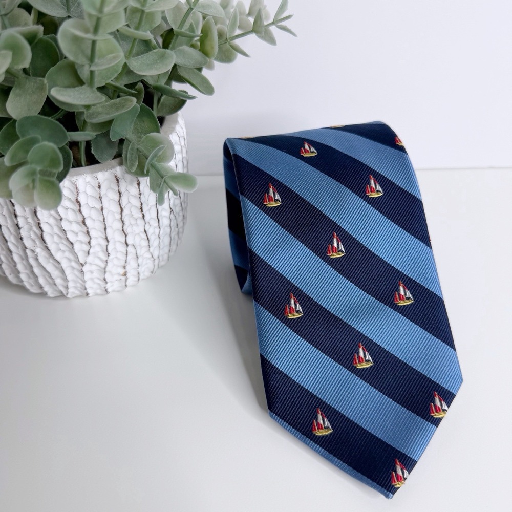 NWOT J. Crew Men's Silk Tie Micro Sailboat Navy Stripe 3 1/8" X 57 1/2" Preppy‎